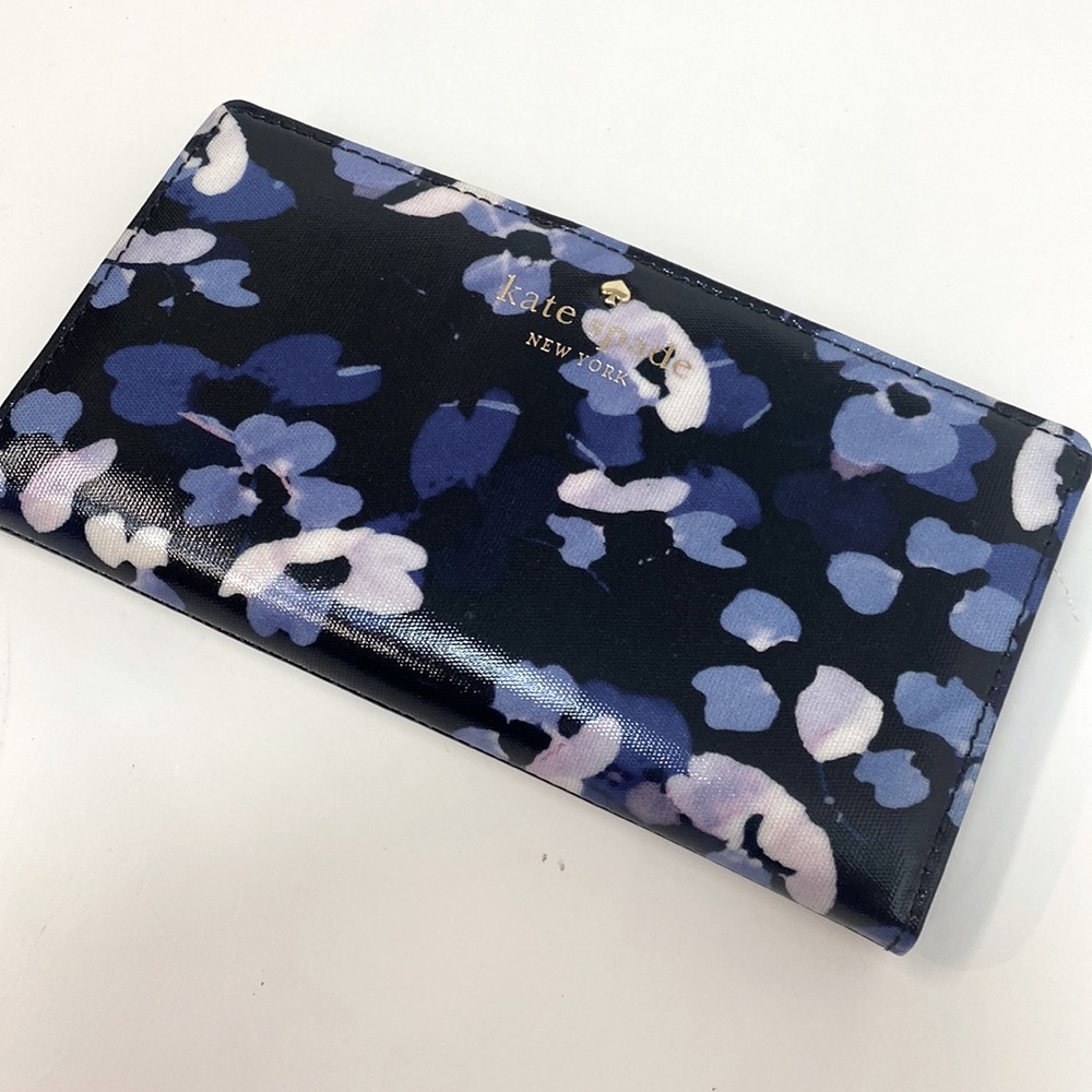 Kate Spade Montford floral bifold wallet